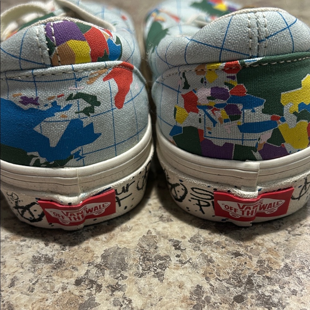 Vans limited edition Colorful Map Sneakers - Picture 2 of 4